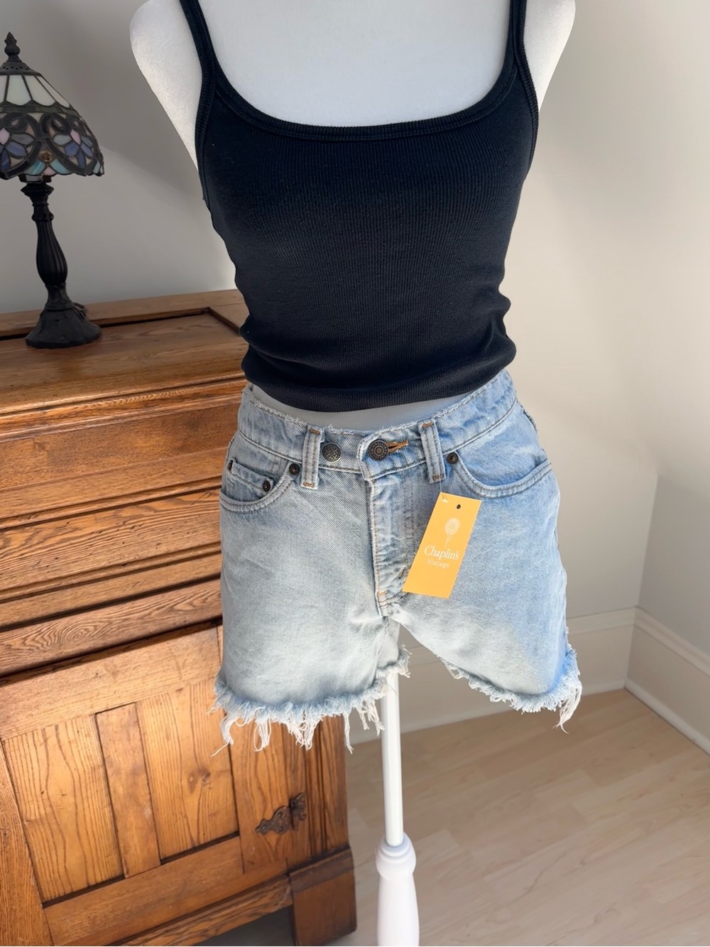 Levi’s 538 Cut-Off Denim Shorts 💙